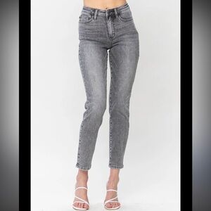 Judy Blue slim fit grey jeans size 7/28 - NWT